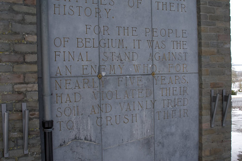 Inscription at Bastogne Monument.jpg