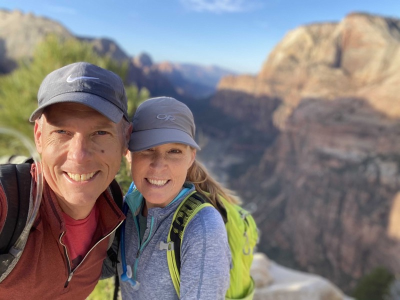 chris-and-julie-on-angels-landing.jpeg