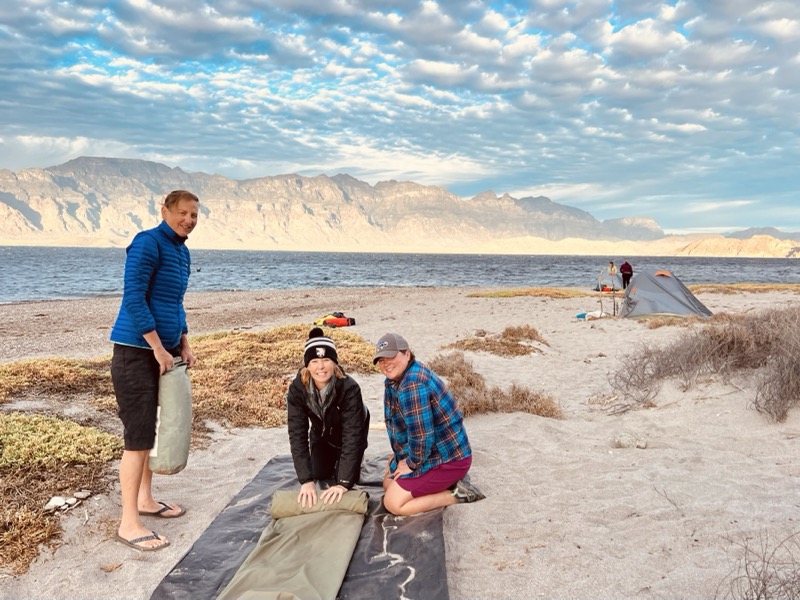 Packing a tent