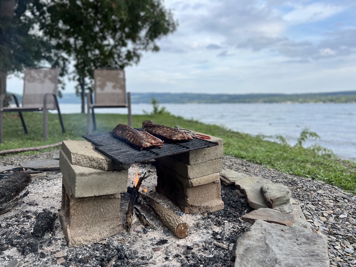 Rib grilling station