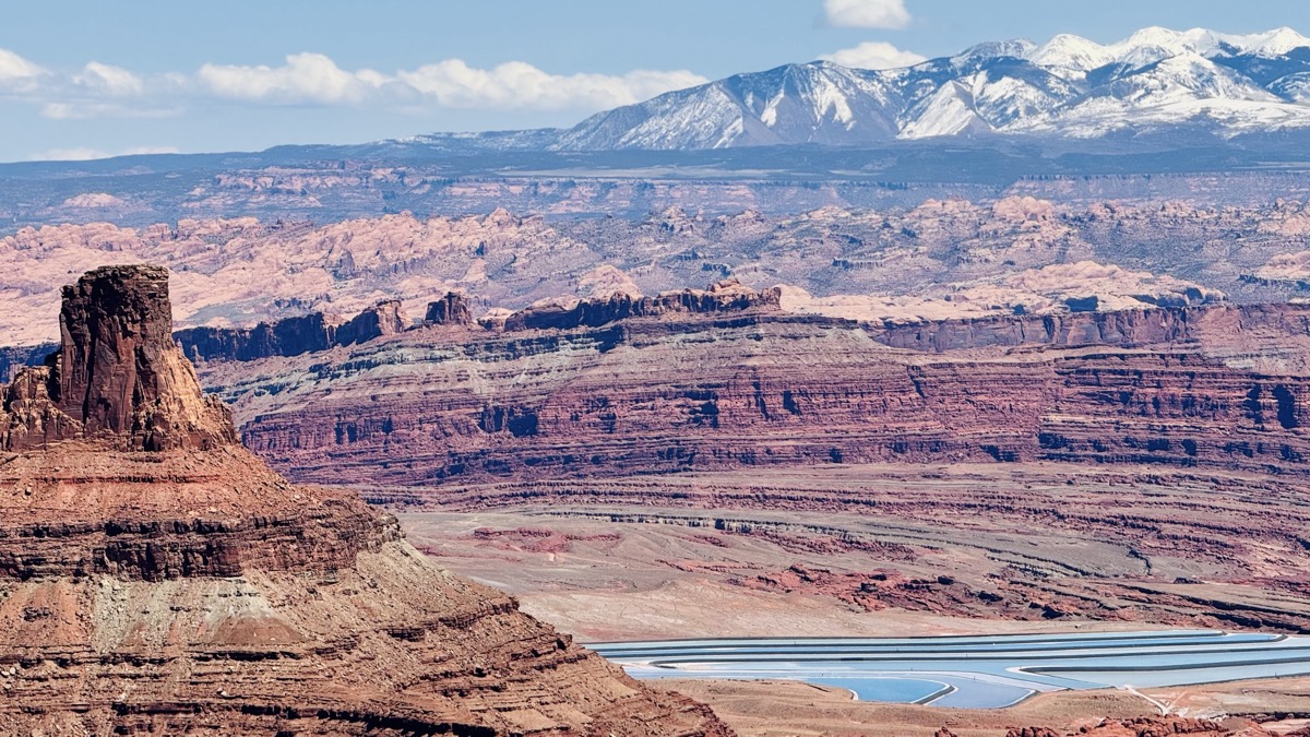 View from east rim at Dead Horse Point