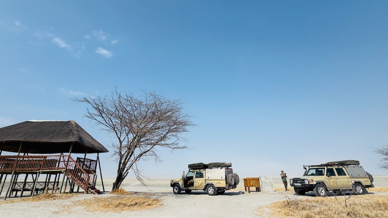 Parking at Nata bird sanctuary