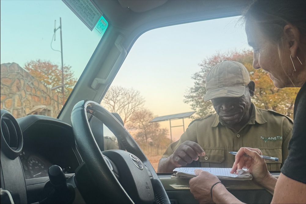 Entering the Nuanetsi Conservancy