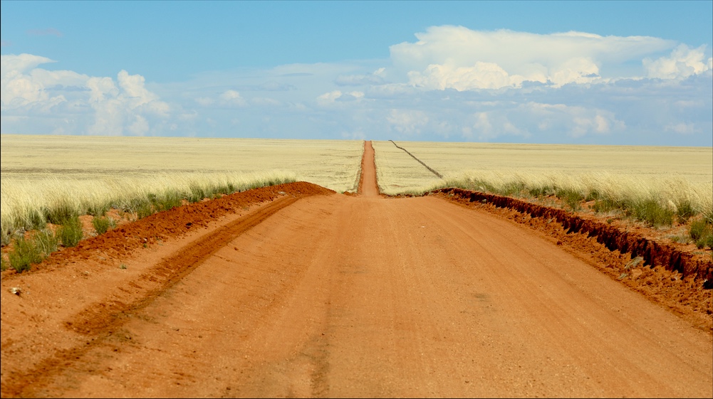 The magical road from Sesriem to Aus